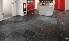 Керамическая плитка на полу в кухне смотрится элегантно, стильно и современно